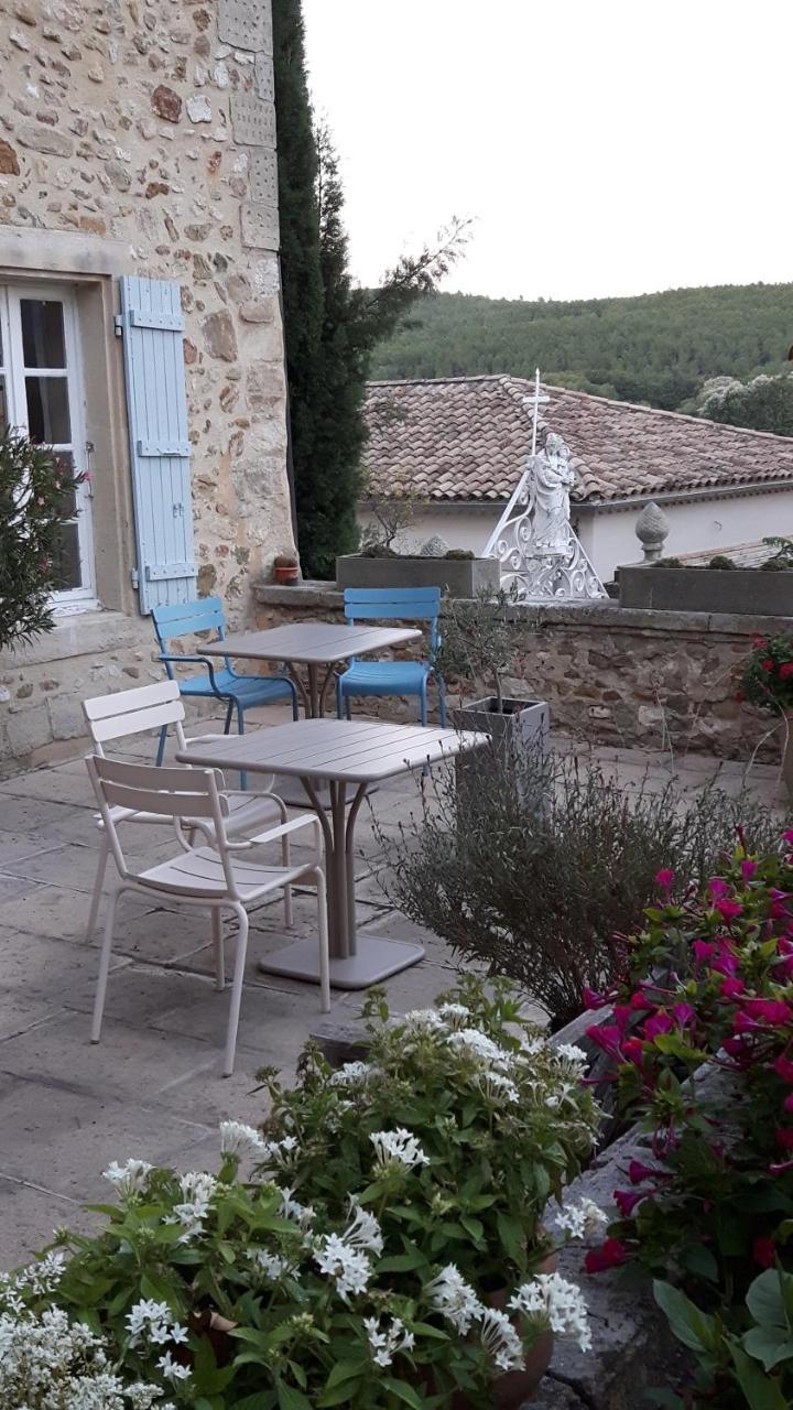 Le Seminaire Bed and Breakfast Roussas Buitenkant foto